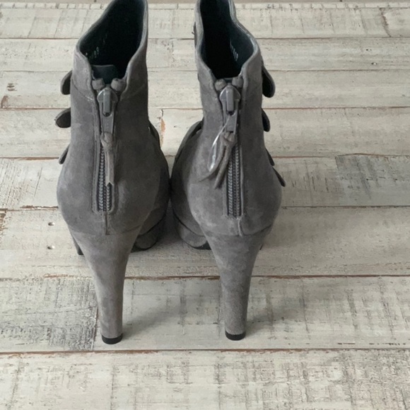 NWOT Stuart Weitzman Stiletto Boots - Picture 3 of 8
